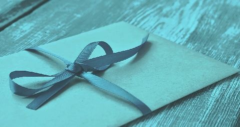 голубой конверт