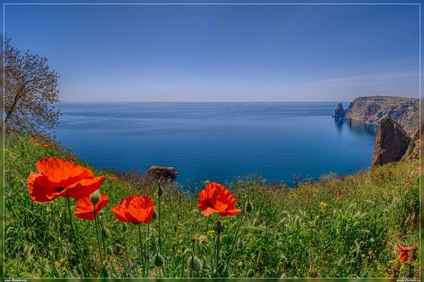 Весна на море