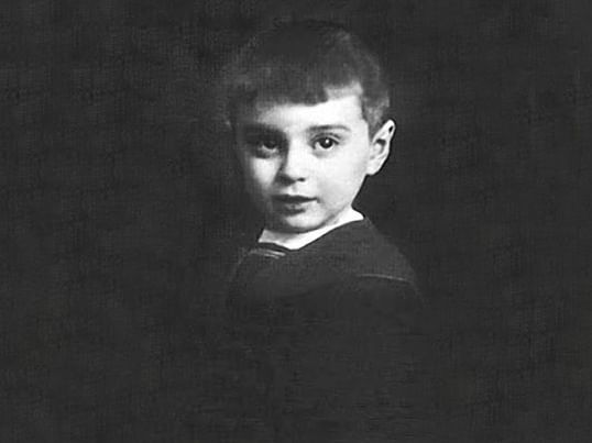 Владимир Маяковский в детстве