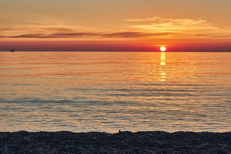 Ночное Черное море, красивый закат