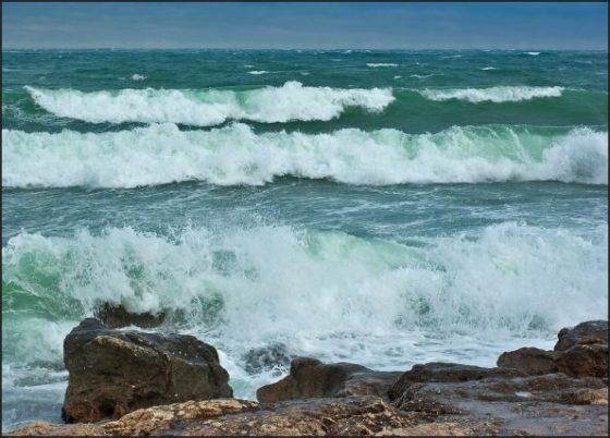 Море волнуется, волны, шторм