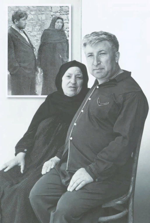 Расул Гамзатов с мамой