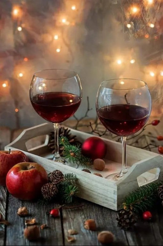 новогоднее вино, фужеры