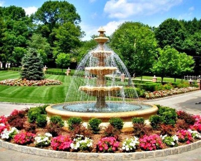 фонтан сад цветы