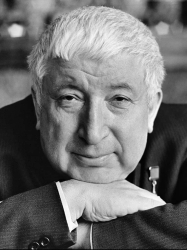 Гамзатов Расул Гамзатович (1923-2003)